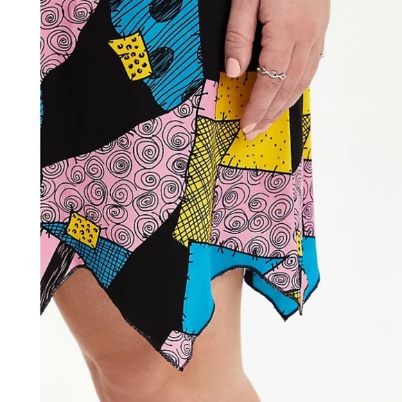 TORRID NWT NIGHTMARE BEFORE CHRISTMAS SALLY DRESS - Picture 3 of 7